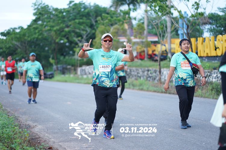 Race photo from Arutmin Borneo Run 2024