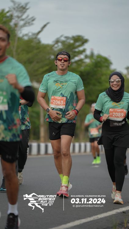 Race photo from Arutmin Borneo Run 2024