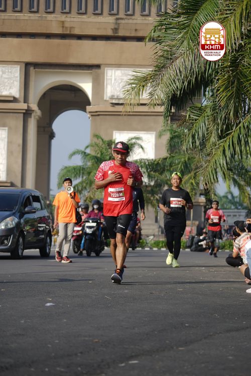 Race photo from Kediri Half Marathon 2025