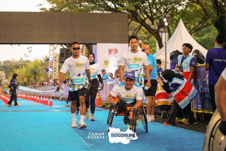 Race photo from Taman Budaya x BOGORUN 2025