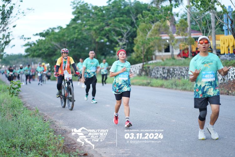 Race photo from Arutmin Borneo Run 2024