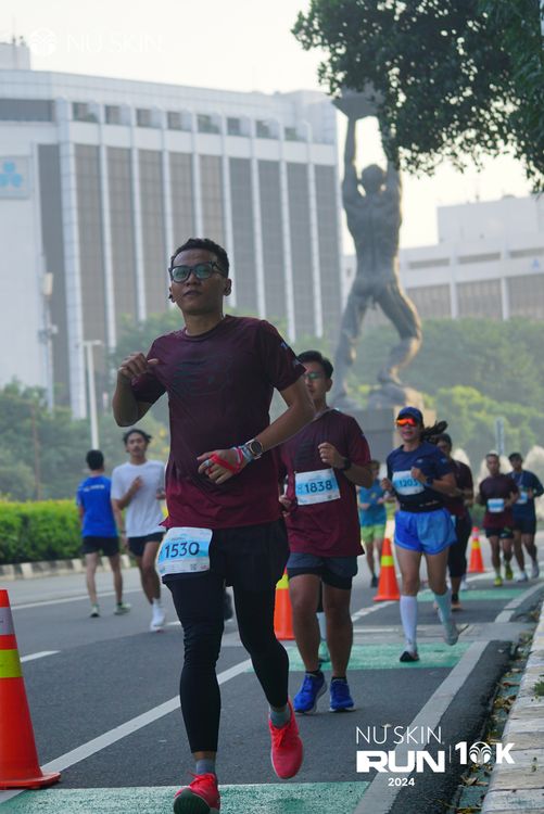Race photo from Nu Skin Run 10K