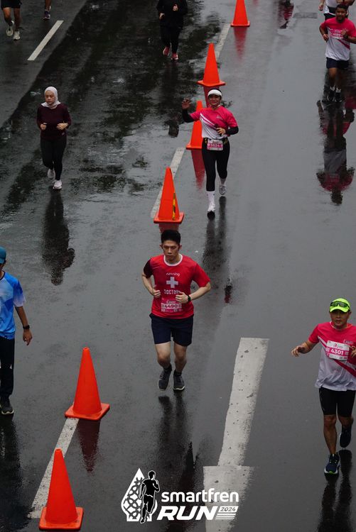 Race photo from Smartfren Run 2024