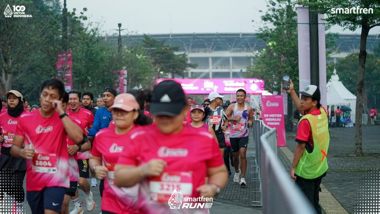 Race photo from Smartfren Run 2025 