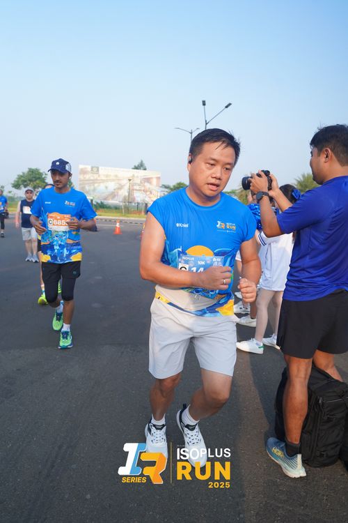 Race photo from ISOPLUS RUN 2025 - JAKARTA