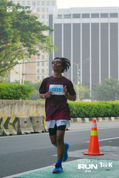 Race photo from Nu Skin Run 10K