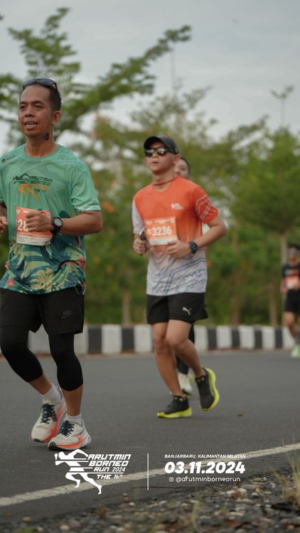 Race photo from Arutmin Borneo Run 2024