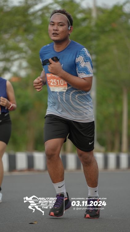 Race photo from Arutmin Borneo Run 2024