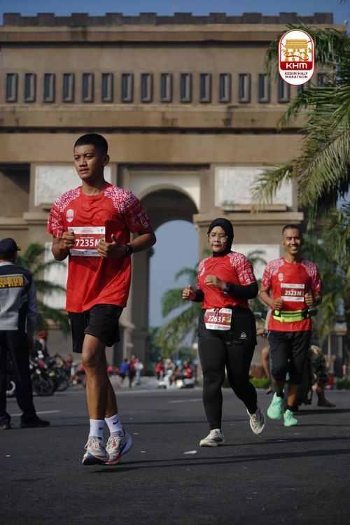 Race photo from Kediri Half Marathon 2025