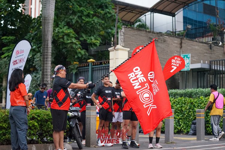 Race photo from ONE RUN 10K VIBES JAKARTA