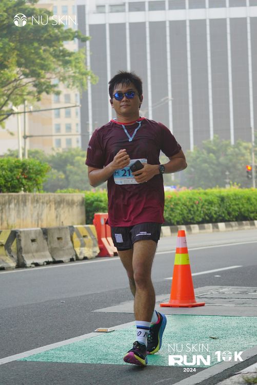 Race photo from Nu Skin Run 10K