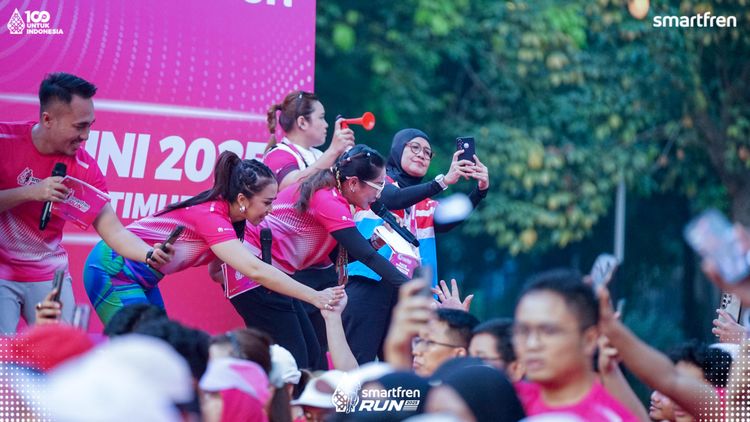 Race photo from Smartfren Run 2025 
