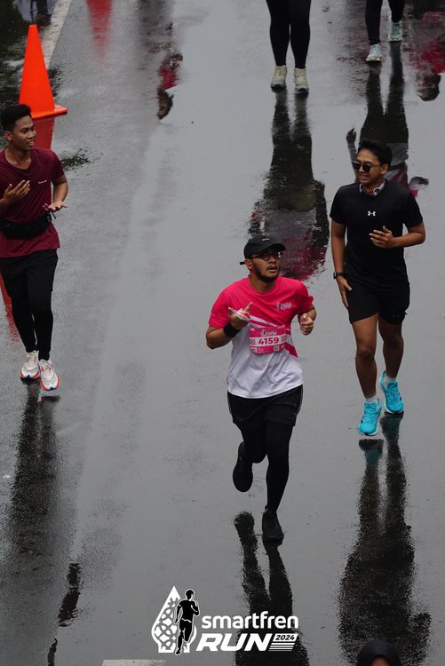 Race photo from Smartfren Run 2024