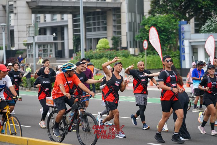 Race photo from ONE RUN 10K VIBES JAKARTA