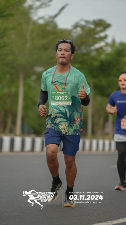 Race photo from Arutmin Borneo Run 2024