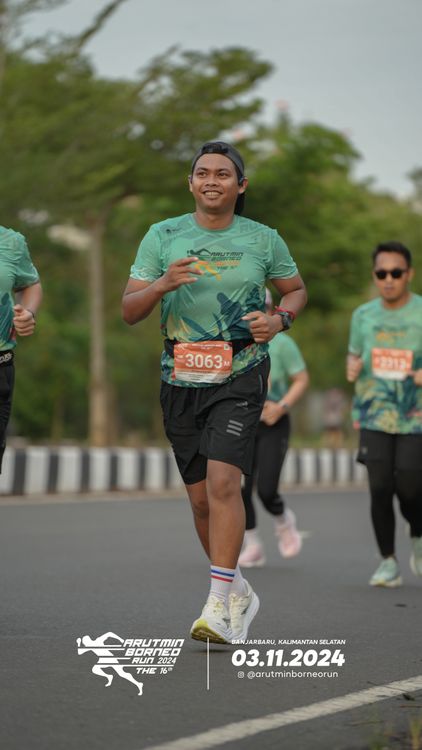 Race photo from Arutmin Borneo Run 2024
