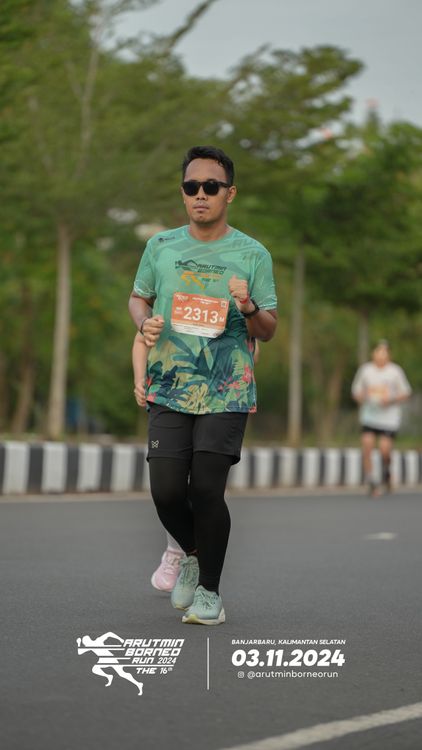 Race photo from Arutmin Borneo Run 2024