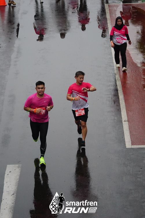 Race photo from Smartfren Run 2024
