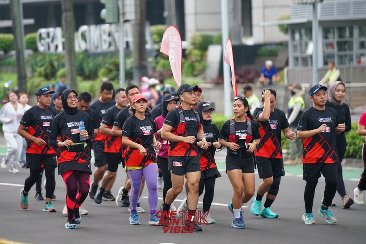 Race photo from ONE RUN 10K VIBES JAKARTA