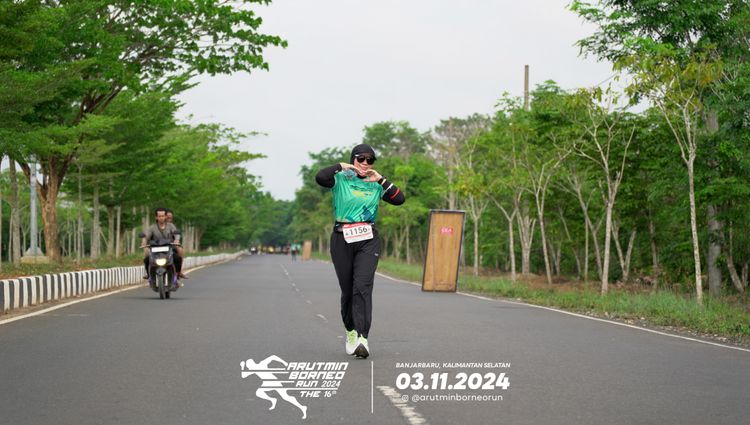Race photo from Arutmin Borneo Run 2024