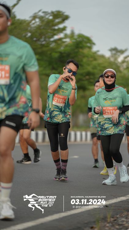 Race photo from Arutmin Borneo Run 2024