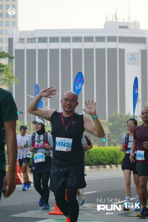 Race photo from Nu Skin Run 10K