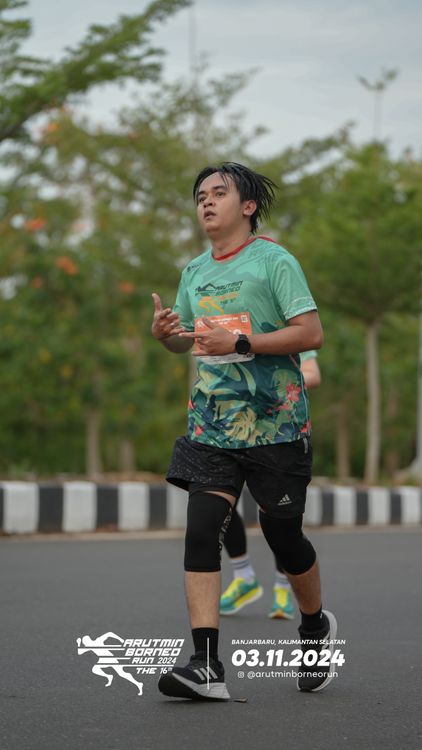 Race photo from Arutmin Borneo Run 2024