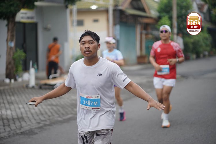 Race photo from Kediri Half Marathon 2025