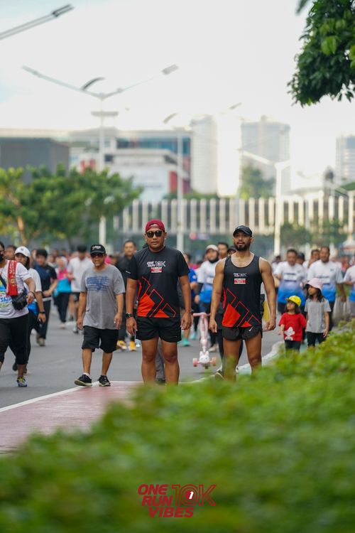 Race photo from ONE RUN 10K VIBES JAKARTA