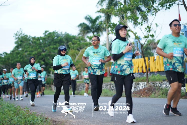 Race photo from Arutmin Borneo Run 2024