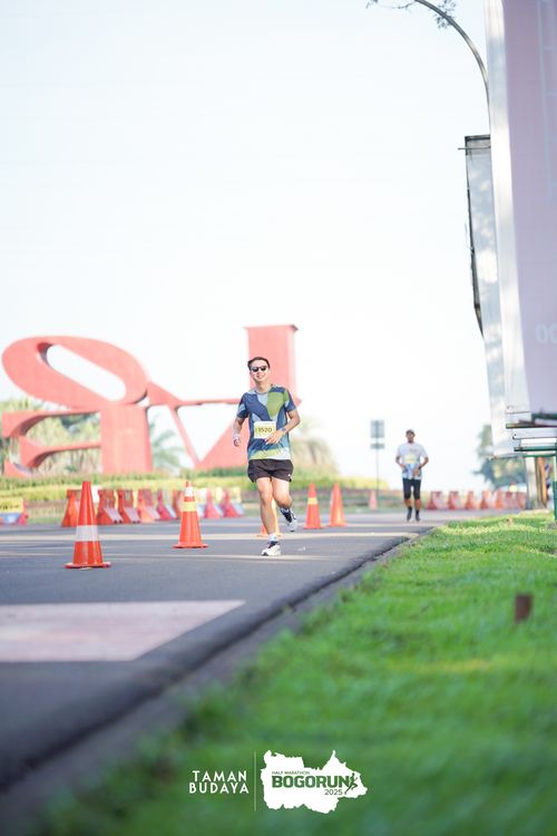 Race photo from Taman Budaya x BOGORUN 2025