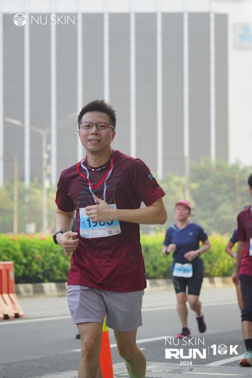 Race photo from Nu Skin Run 10K