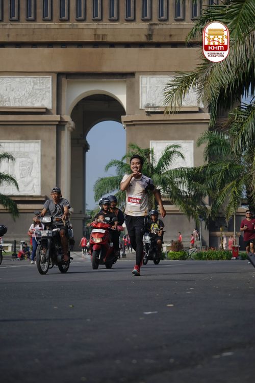 Race photo from Kediri Half Marathon 2025