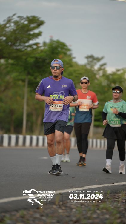 Race photo from Arutmin Borneo Run 2024
