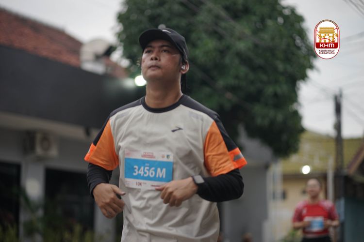 Race photo from Kediri Half Marathon 2025