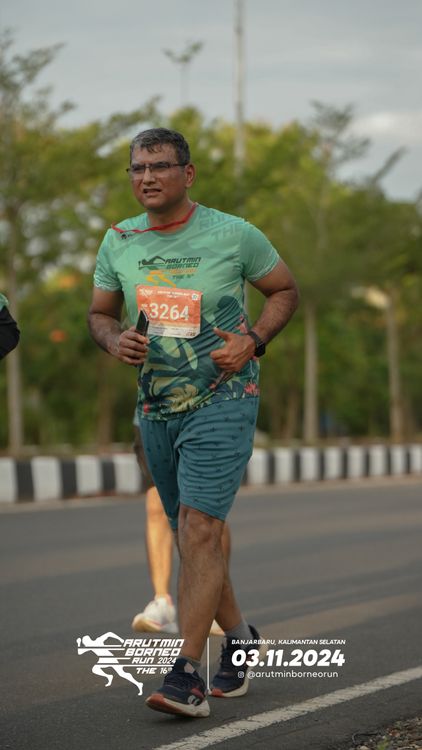 Race photo from Arutmin Borneo Run 2024