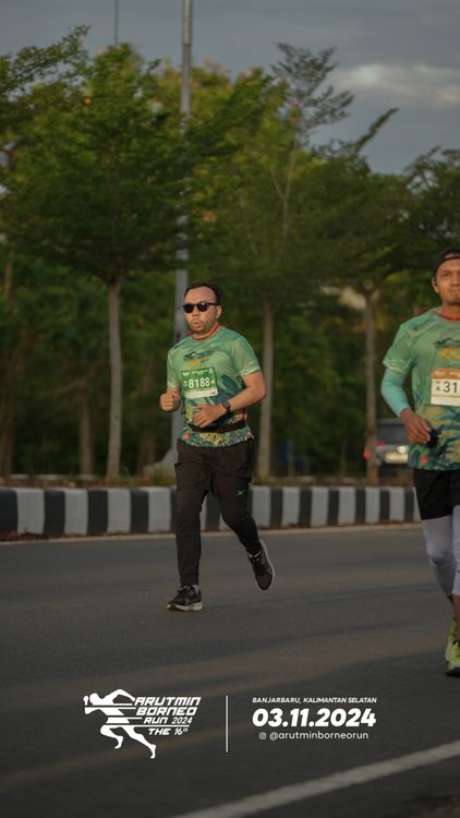 Race photo from Arutmin Borneo Run 2024