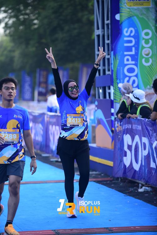 Race photo from Isoplus Run 2024 Surabaya