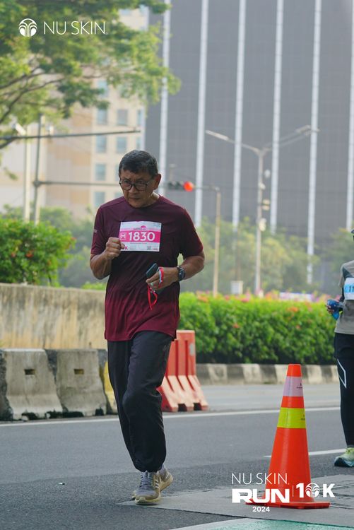 Race photo from Nu Skin Run 10K
