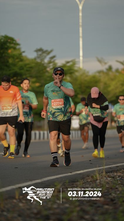 Race photo from Arutmin Borneo Run 2024