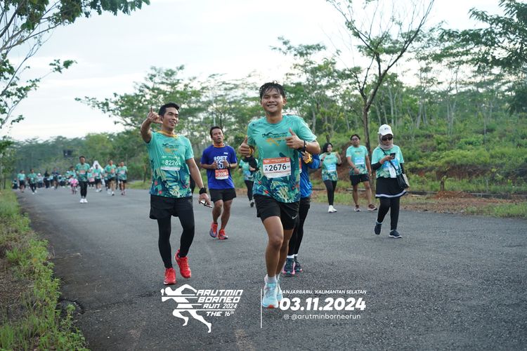Race photo from Arutmin Borneo Run 2024