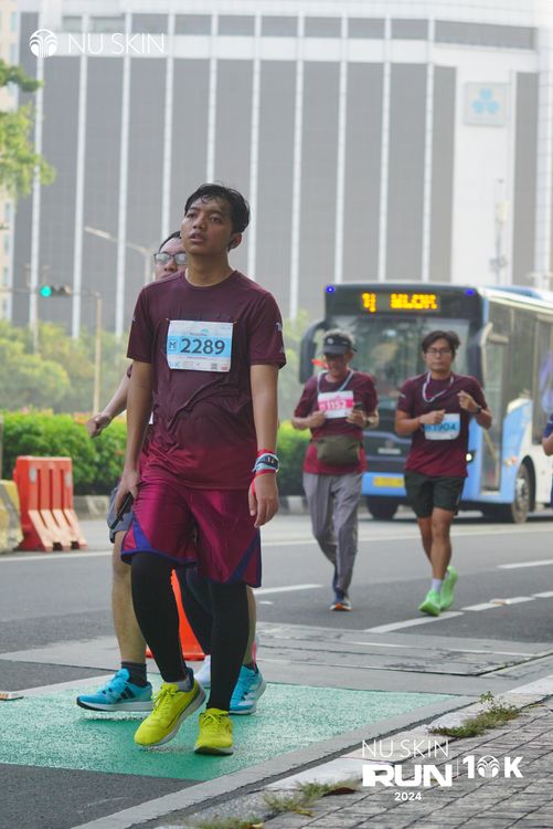 Race photo from Nu Skin Run 10K