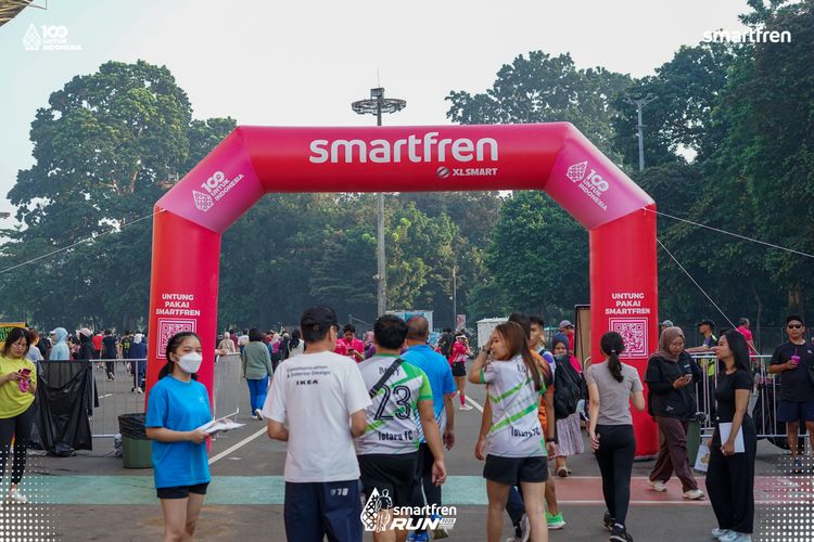 Race photo from Smartfren Run 2025 