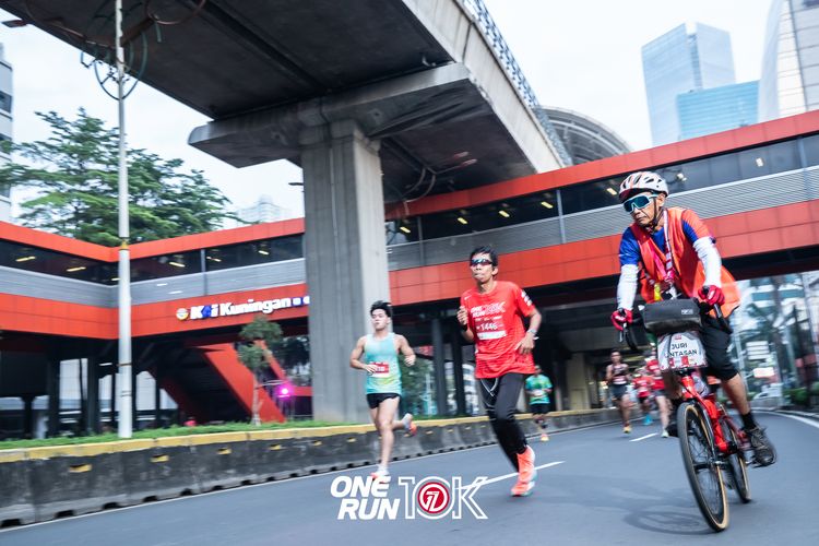 Race photo from ONE RUN 10K 2025