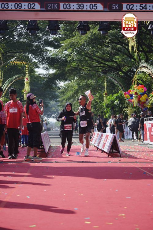 Race photo from Kediri Half Marathon 2025
