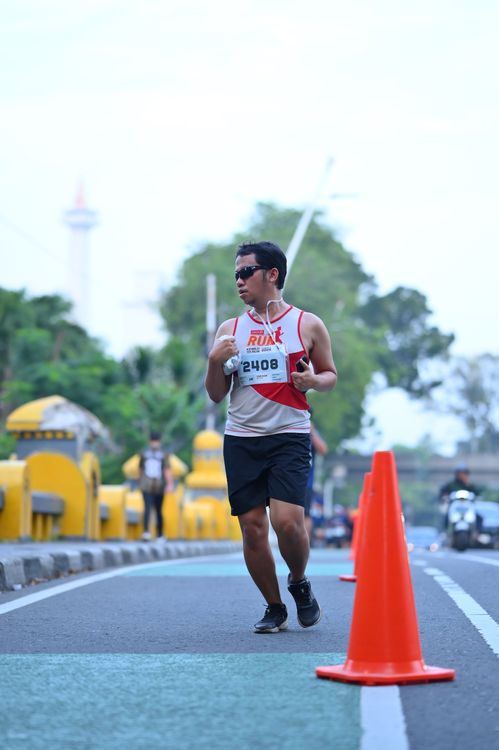 Race photo from KEMLU RUN 2025