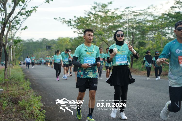 Race photo from Arutmin Borneo Run 2024