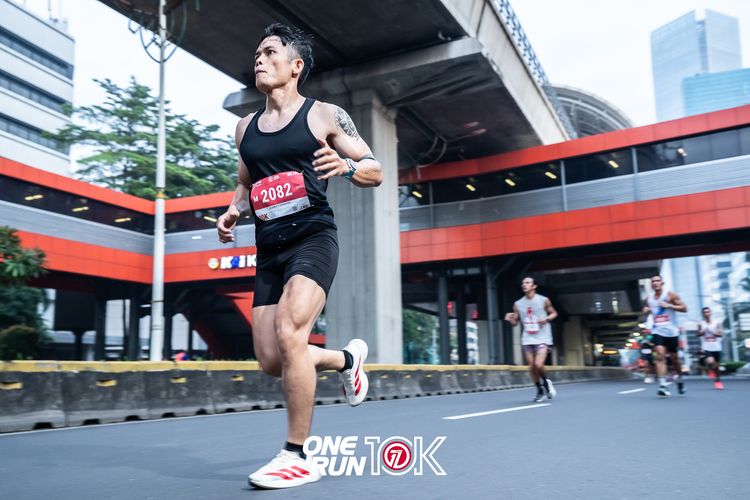 Race photo from ONE RUN 10K 2025