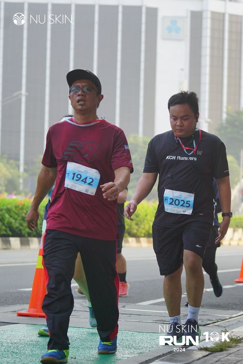 Race photo from Nu Skin Run 10K