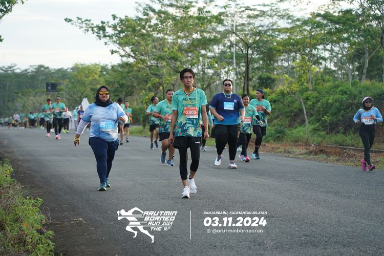 Race photo from Arutmin Borneo Run 2024